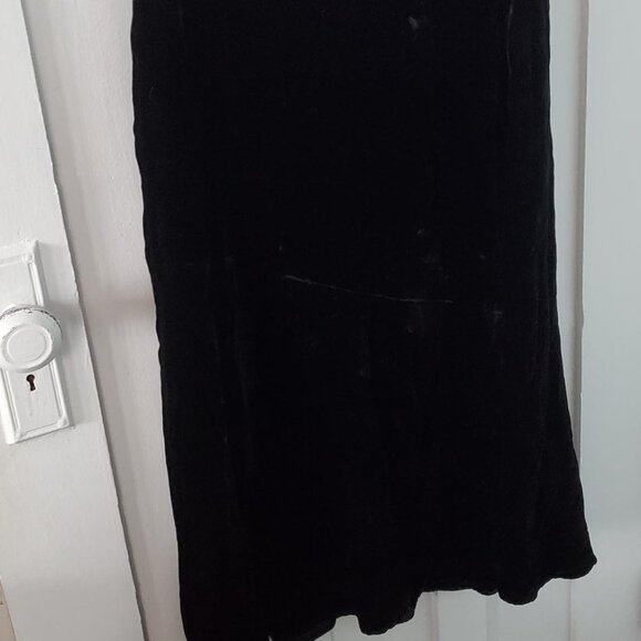 Velvet skirt - Picture 3 of 4